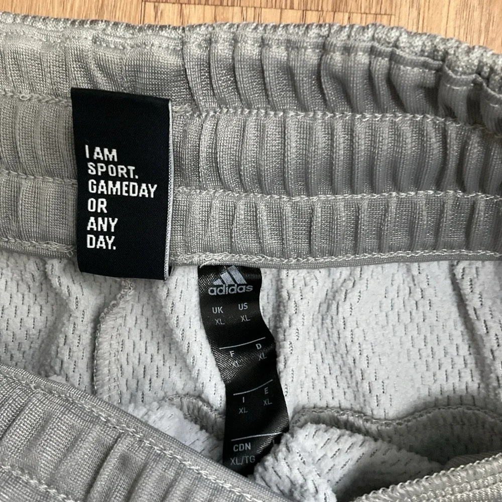 Adidas Light Gray Sweatpants with Black Trim and Logo Size XL Waffle Weave